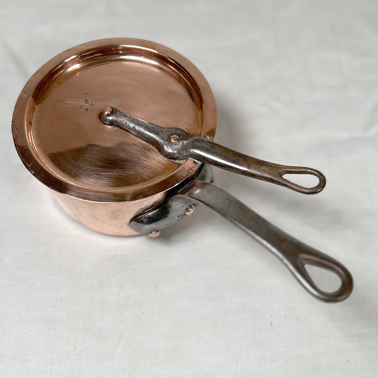Antique Restaurant Grade Saucepan + Lid:  5.5"D