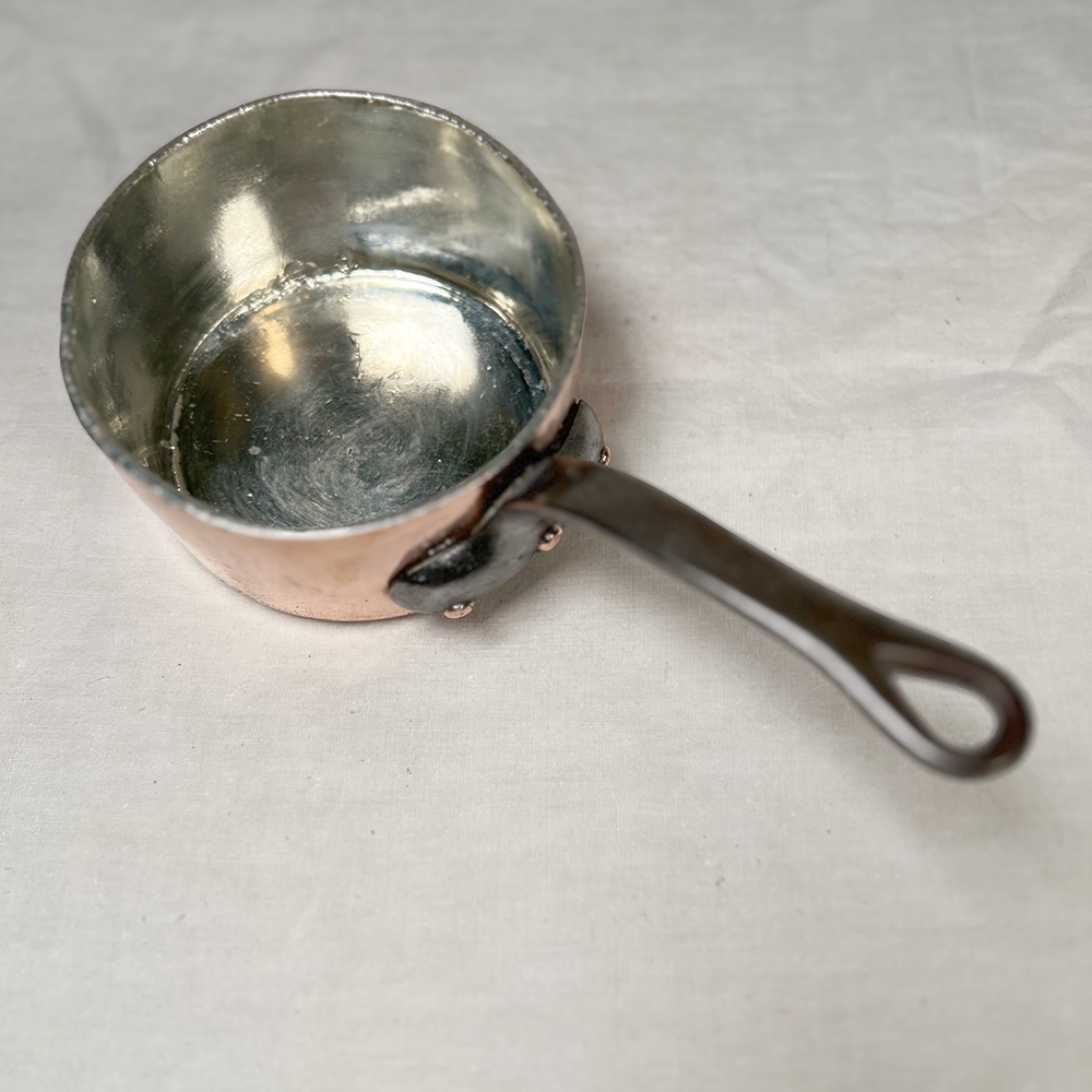 Antique Restaurant Grade Saucepan + Lid: 5.5"D