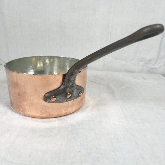 Vintage French Saucepan 9.25"D