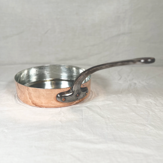 Vintage Restaurant Grade Sauté: 11.25"D