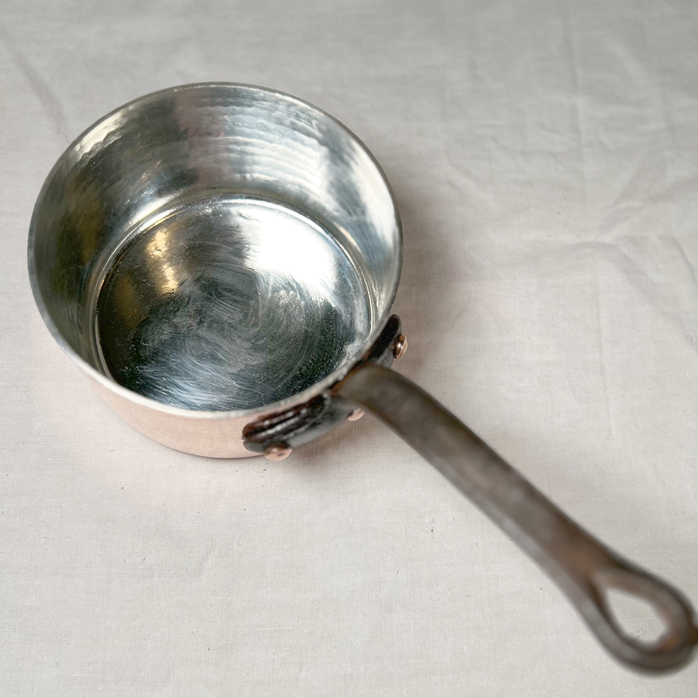 Vintage Restaurant Grade Saucepan: 6.5"D