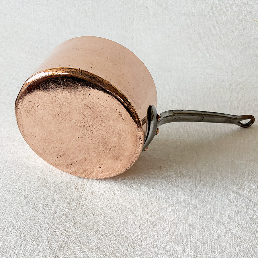 E. Dehillerin Sauce Pan 9.75"