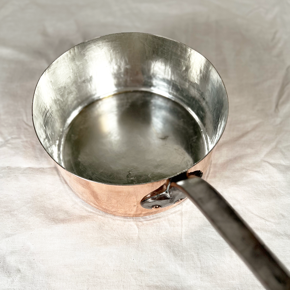 Antique French Saucepan: 9.5"D
