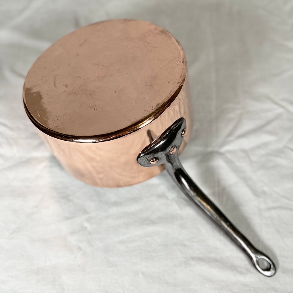 Antique French Saucepan: 9.5"D