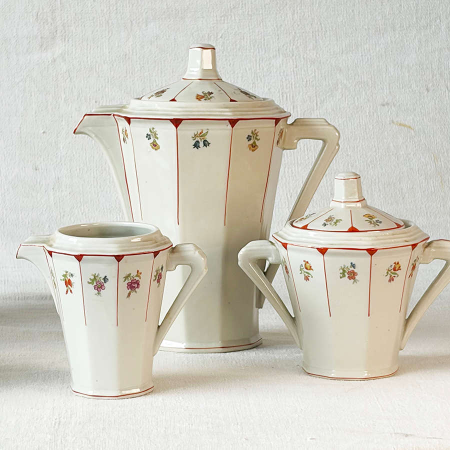 French Art Deco Tea Set for 10