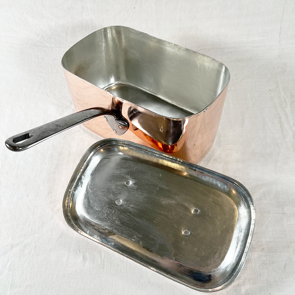 Antique French Daubiere