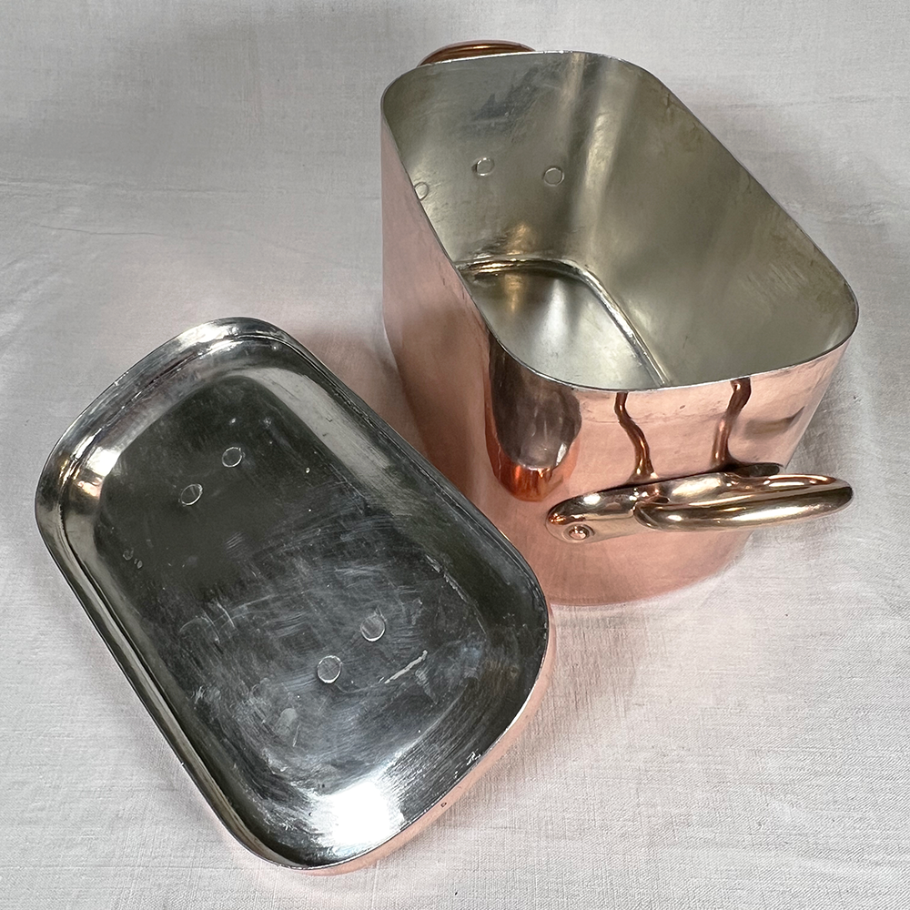 Antique French Daubiere