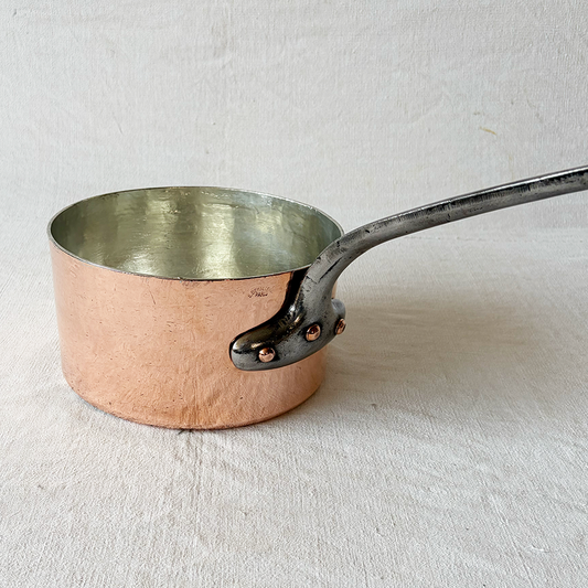 E. Dehillerin Sauce Pan 9.75"