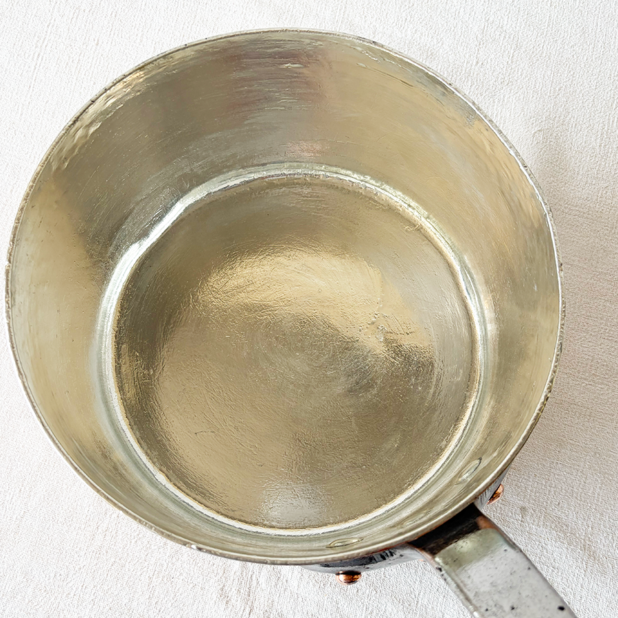 E. Dehillerin Sauce Pan 9.75"