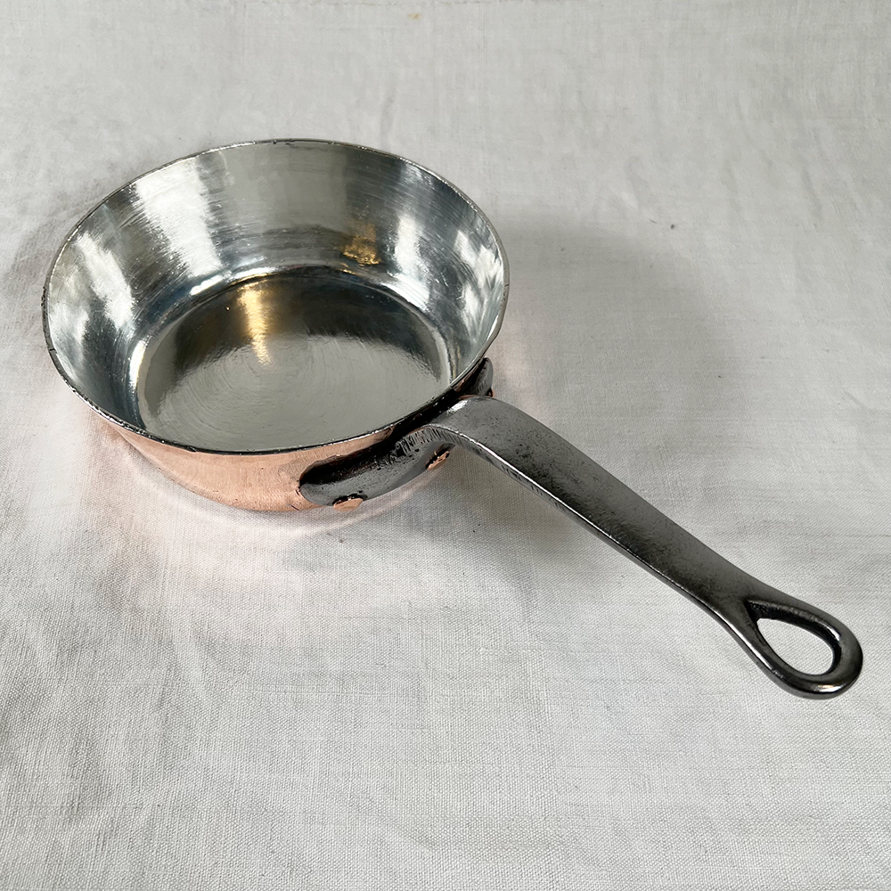 Antique French Windsor "La Peche Aux Moules"