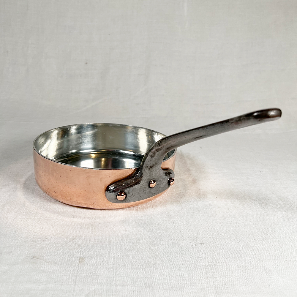 Vintage French Saute 8.75"