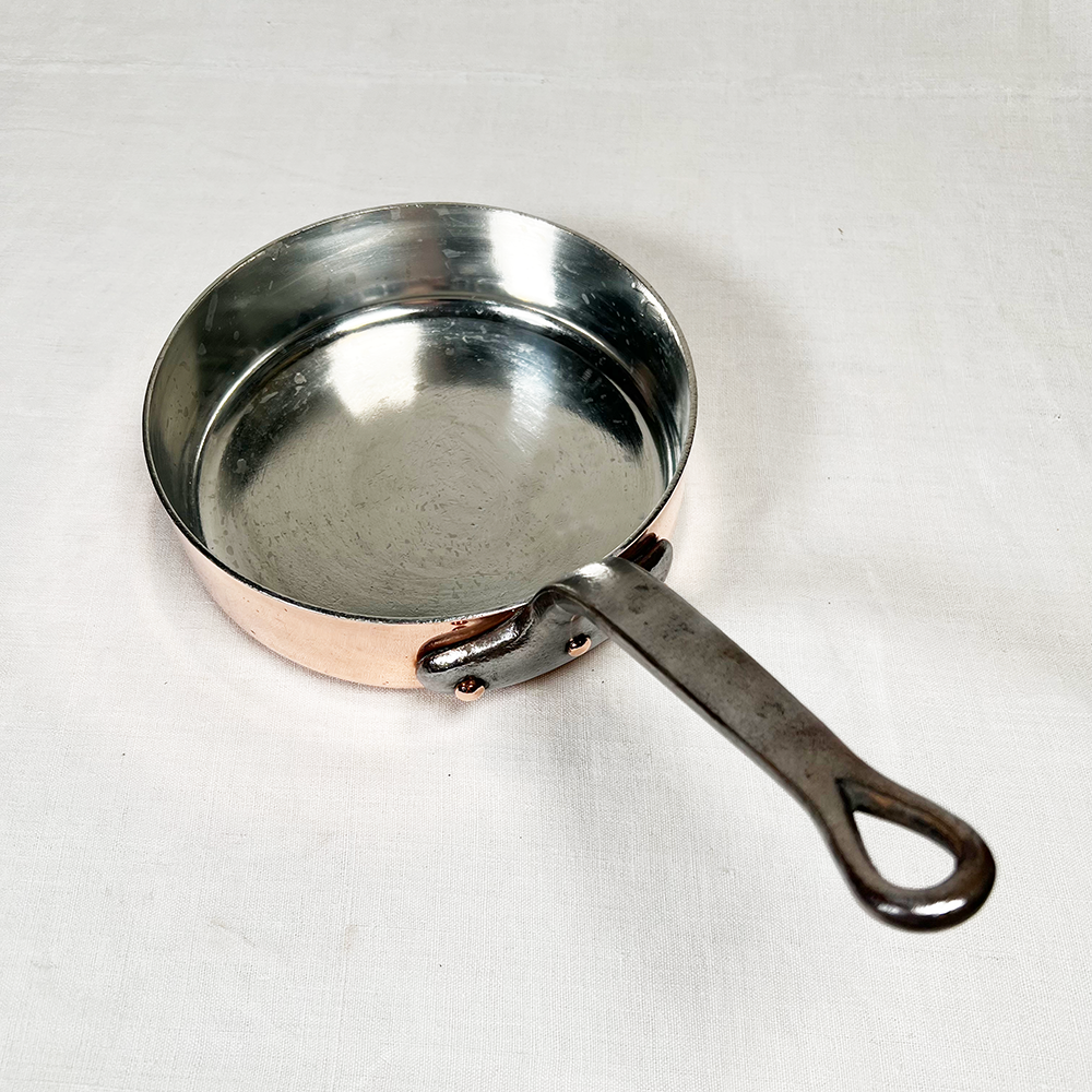 Vintage French Saute 8.75"