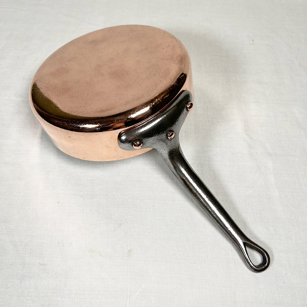 Vintage French Saute 8.75"